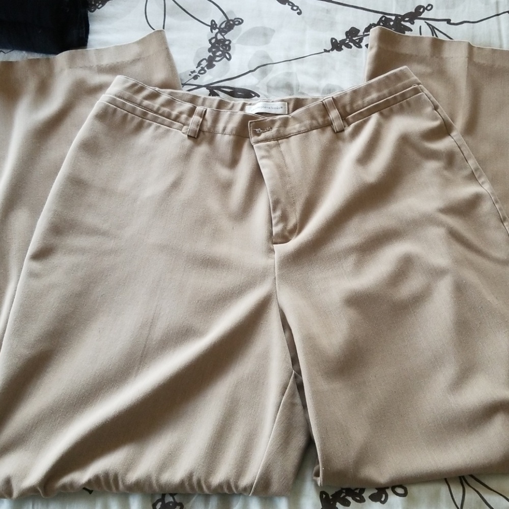 Pants - Picture 3 of 4